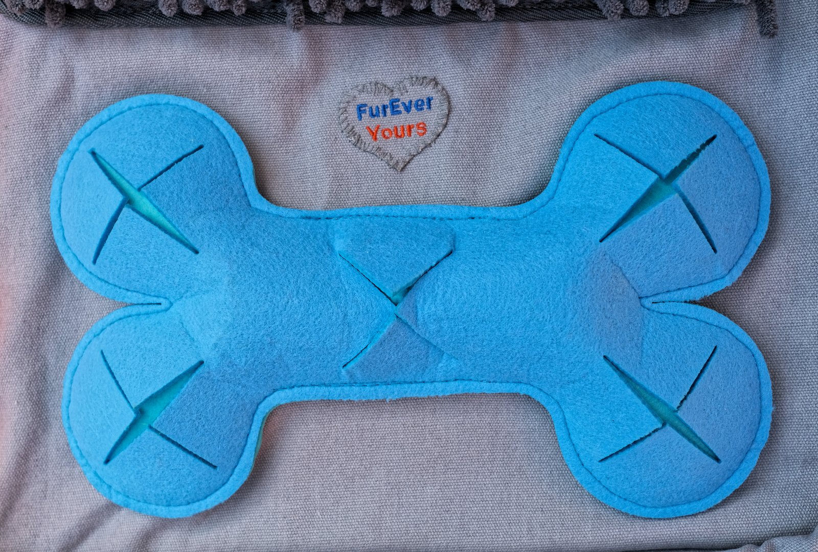 Blue Bone Snuffle Mat — Premium Oxford cotton foraging mat for calmer dogs — view 10